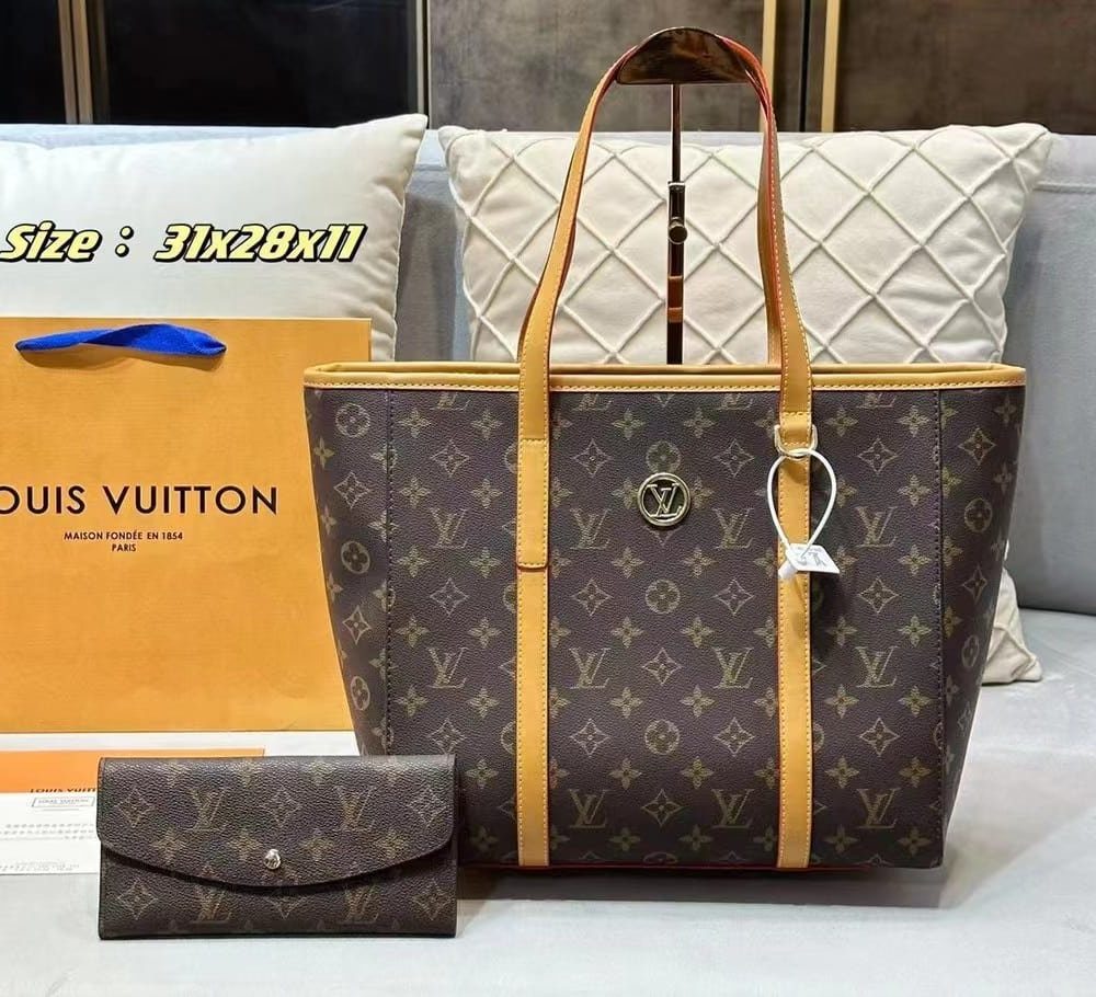 DBS-LC470 - Neverfull PM Handbag Deal