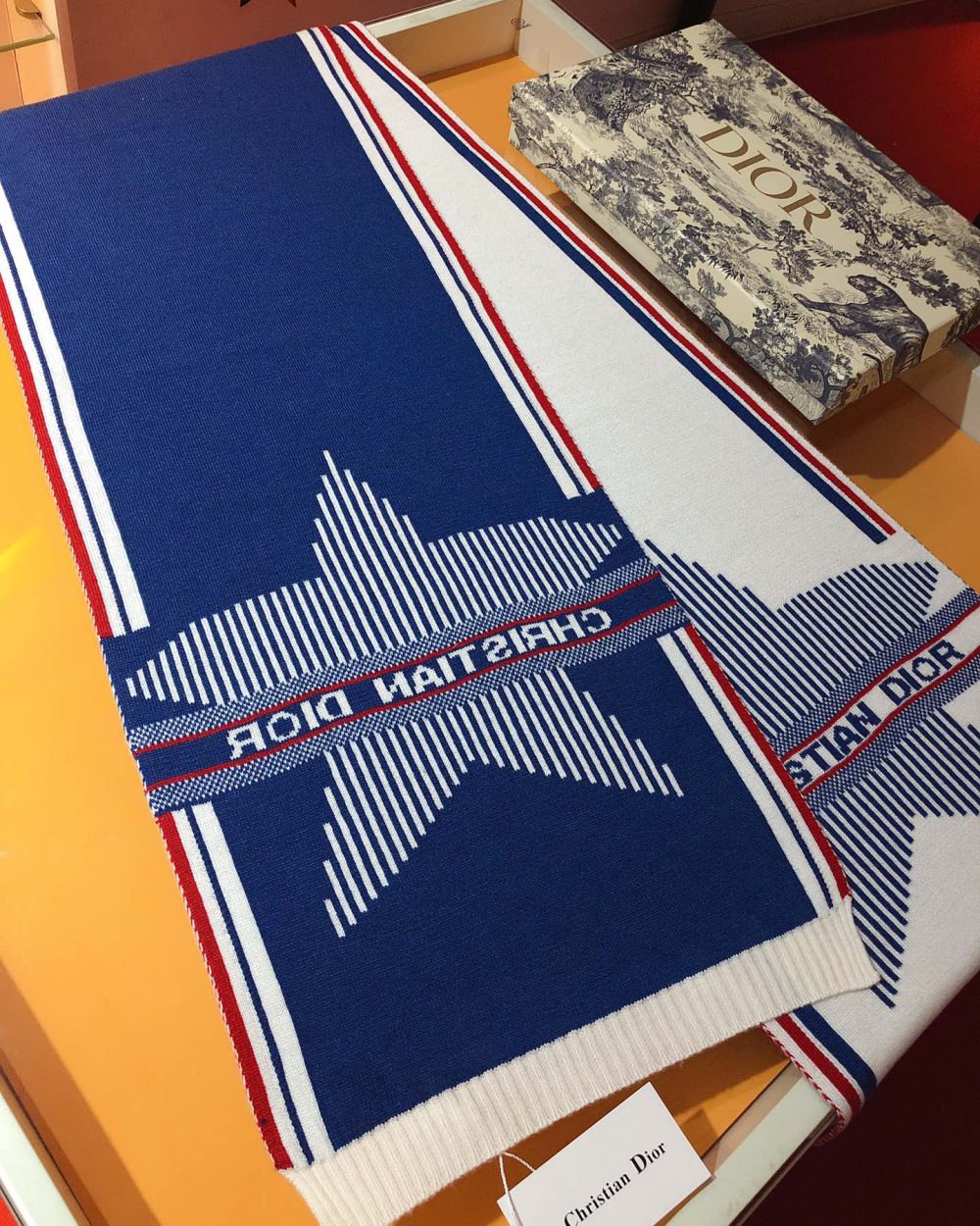 Dior Dioralps Reversible White/Blue Wool and Cashmere Scarf 200cm/79in 