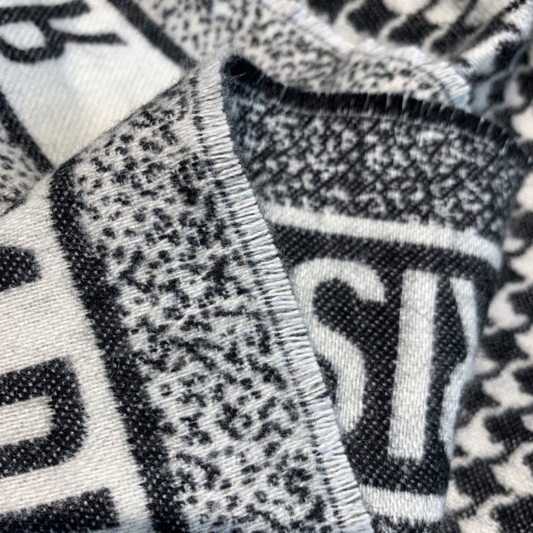 Dior Oblique Blanket Scarf Grey 55in/140cm - Image 3