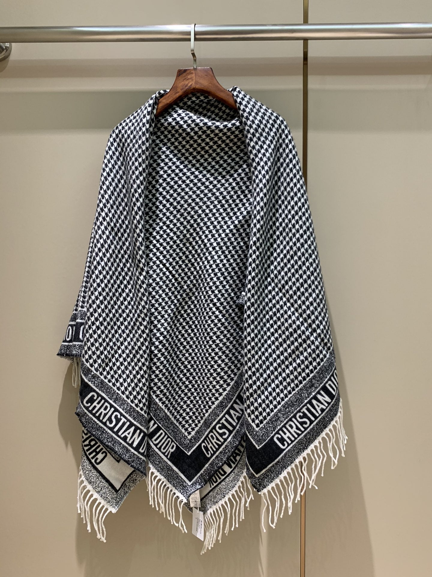 Dior Oblique Blanket Scarf Grey 55in/140cm - Image 4