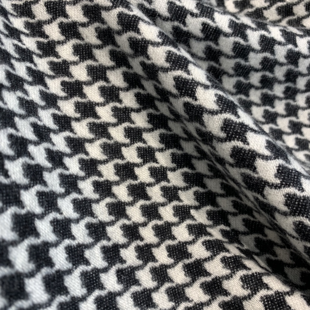 Dior Oblique Blanket Scarf Grey 55in/140cm - Image 6