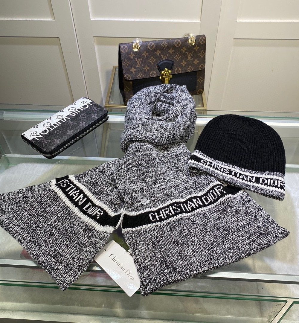 Dior Pompom Beanie & Scarf Set In Grey