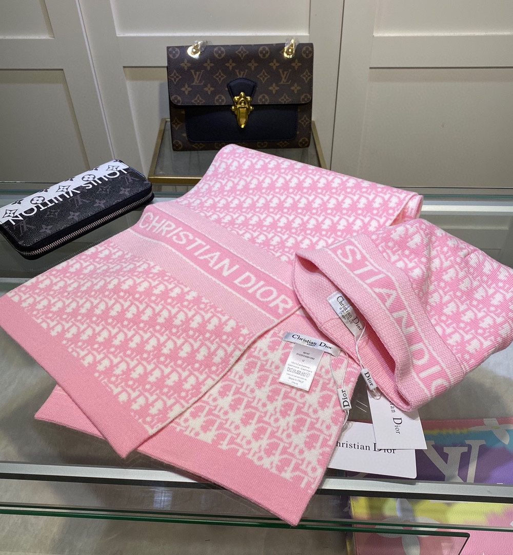 Dior Pompom Beanie & Scarf Set In Pink 