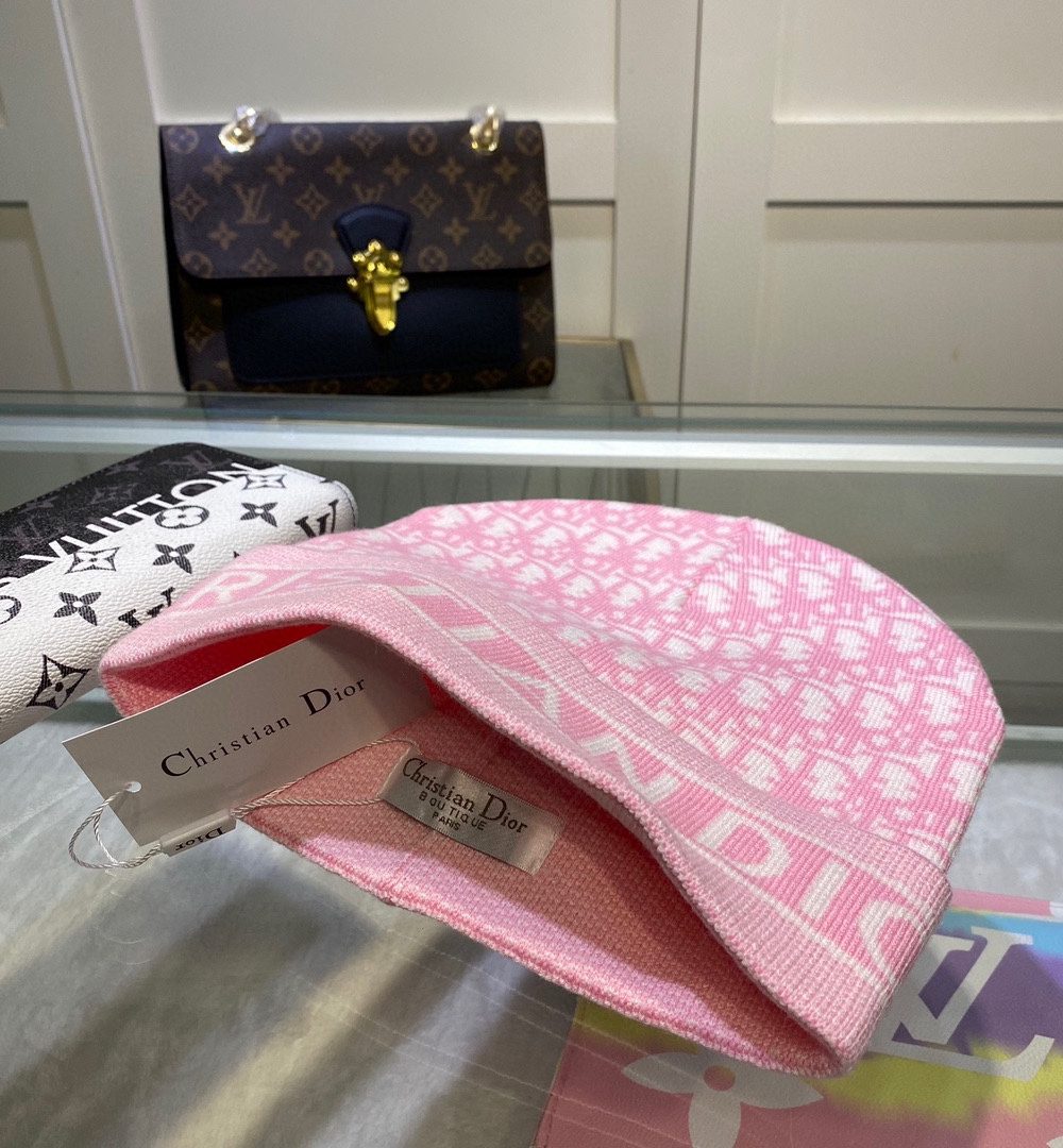 Dior Pompom Beanie In Pink