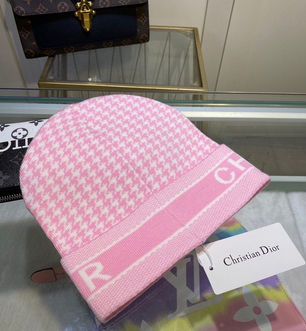 Dior Pompom Beanie In Pink