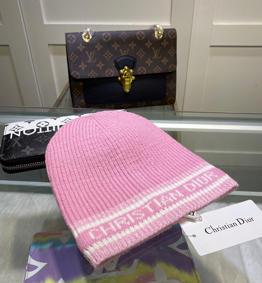 Dior Pompom Beanie In Pink
