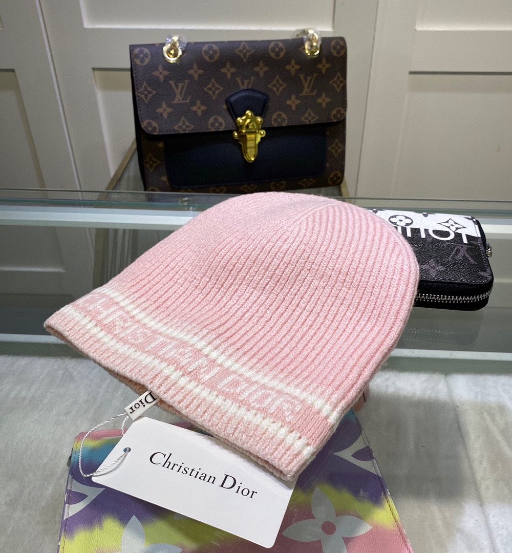 Dior Pompom Beanie In Pink
