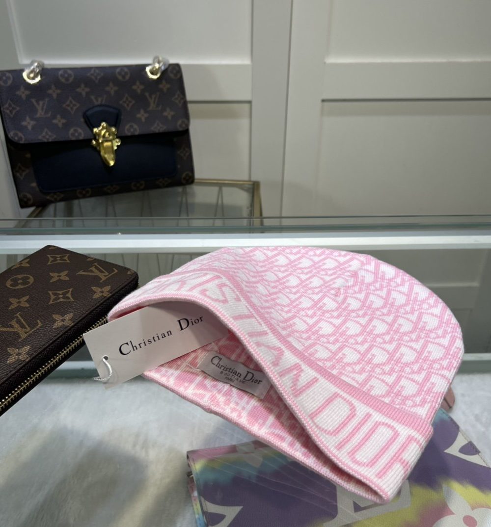 Dior Pompom Beanie In Pink