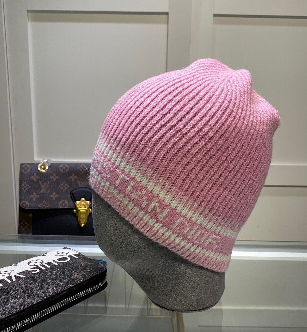 Dior Pompom Beanie In Pink