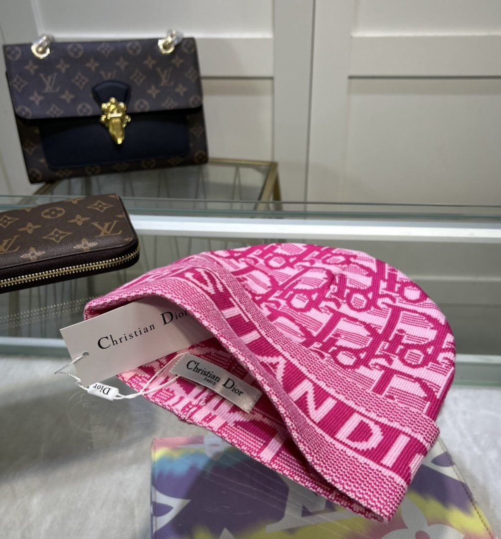 Dior Pompom Beanie In Pink