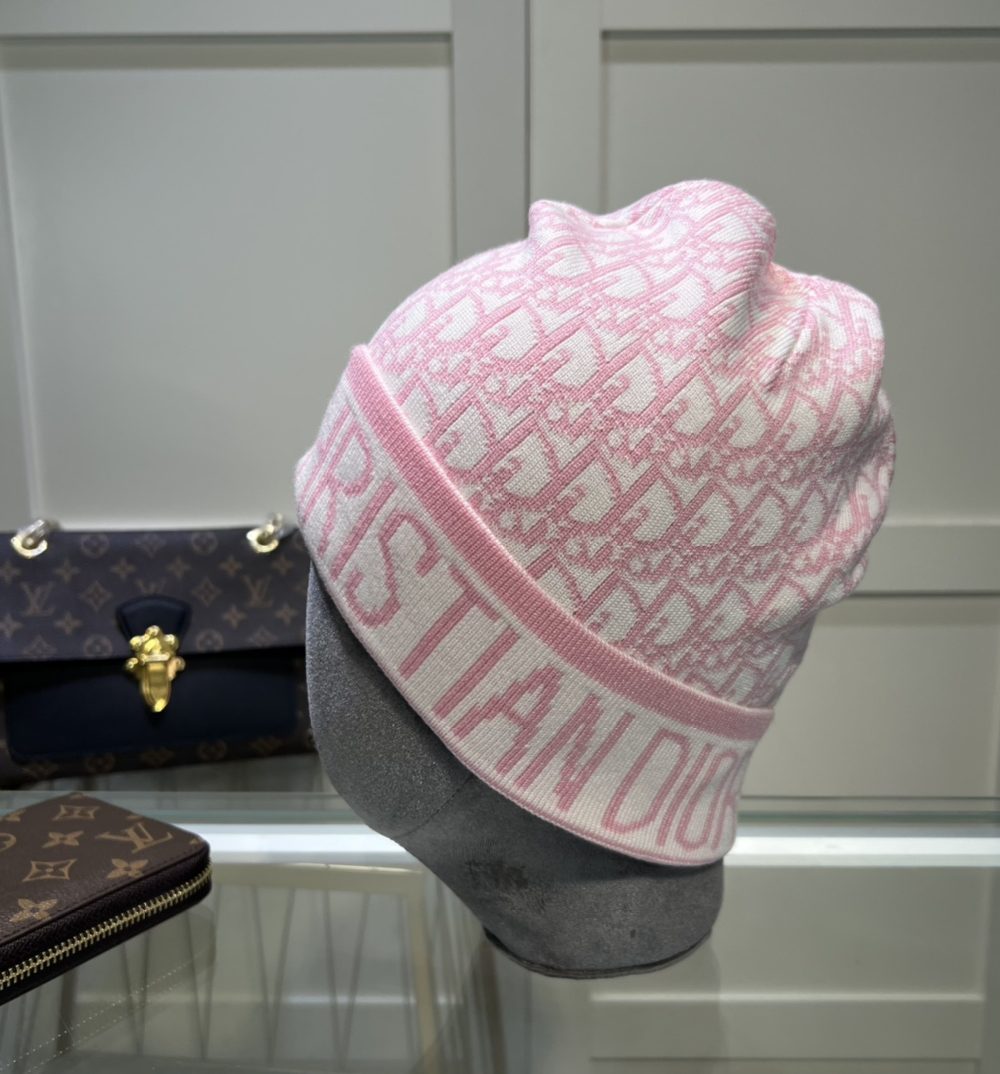 Dior Pompom Beanie In Pink