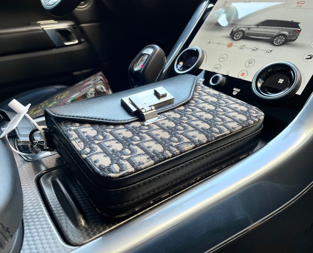 DM5042 - Dior Fashion Bag