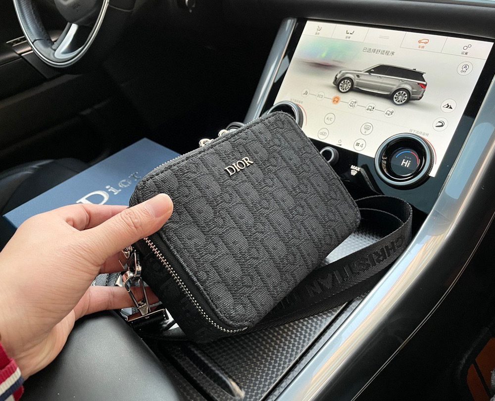 DM5043 - Dior Black Fashion Bag