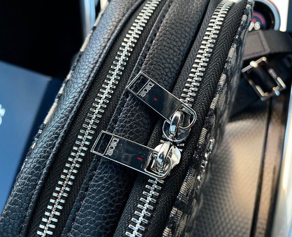 DM5043 - Dior Fashion Bag