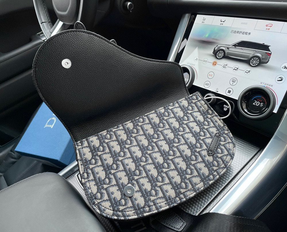 DM5044 - Dior Fashion Bag