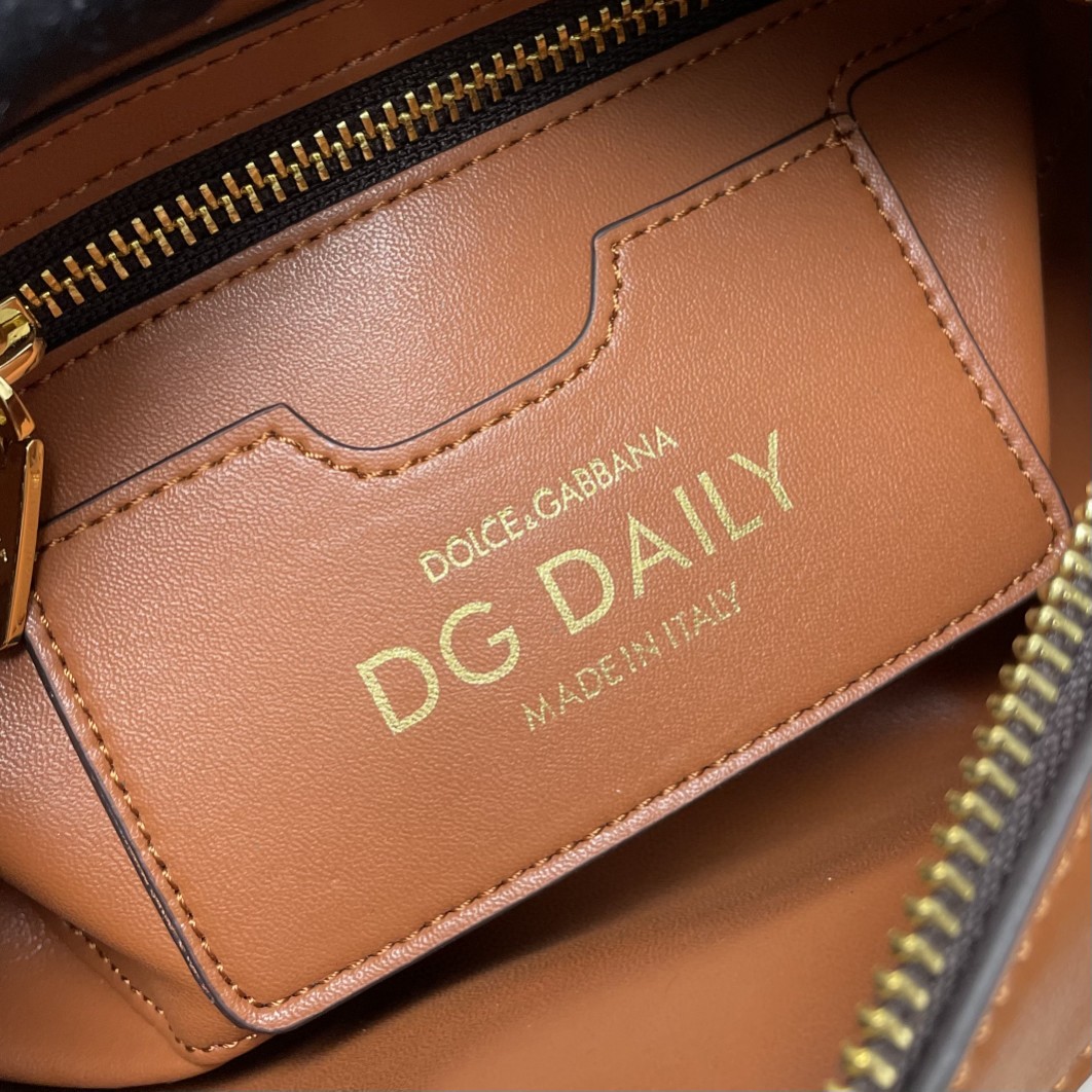 Dolce & Gabbana Crossbody 3.5 Bag Brown For Women 7.5in/19cm DG - Image 2