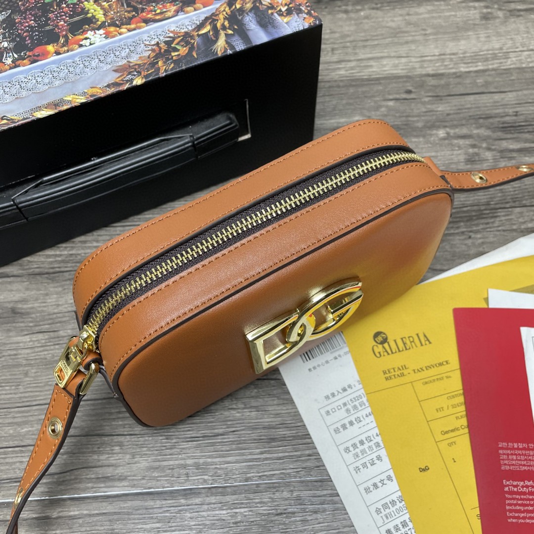 Dolce & Gabbana Crossbody 3.5 Bag Brown For Women 7.5in/19cm DG - Image 7