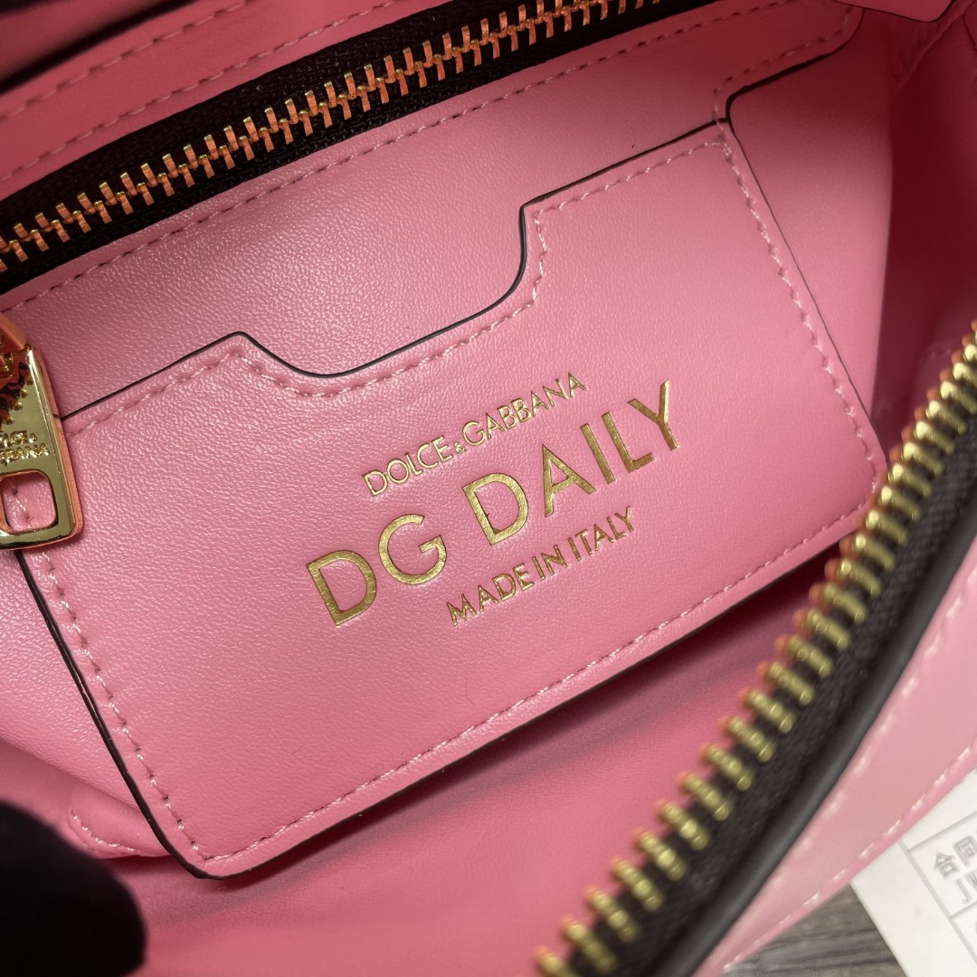 Dolce & Gabbana Crossbody 3.5 Bag Pink For Women 7.5in/19cm DG BB7095AW57680469 - Image 4
