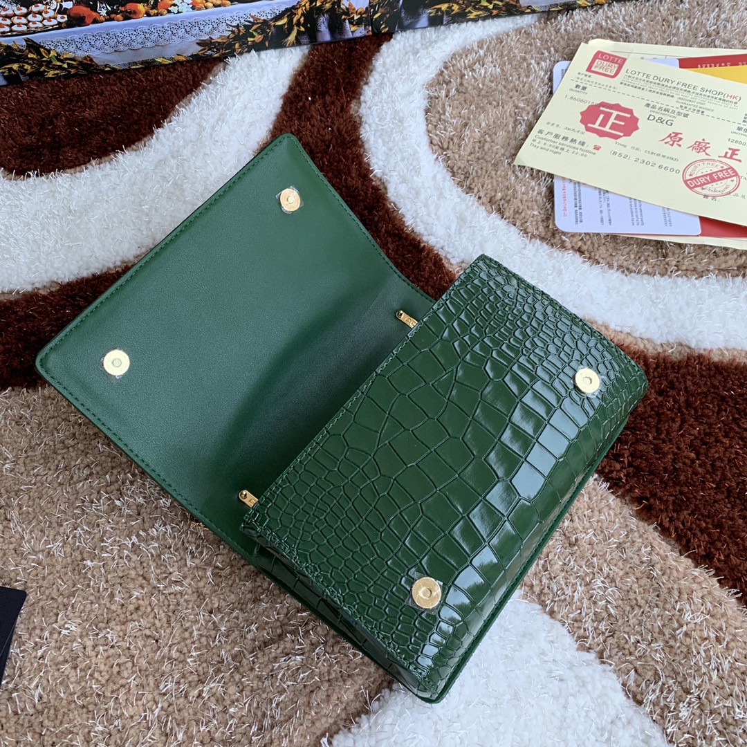 Dolce & Gabbana DG Girls Cross Body Bag Dark Green For Women 8.3in/21cm DG - Image 6