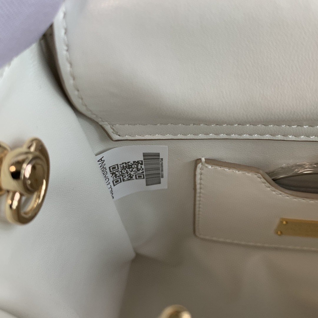 Dolce & Gabbana DG Girls White For Women 7.9in/20cm DG - Image 4