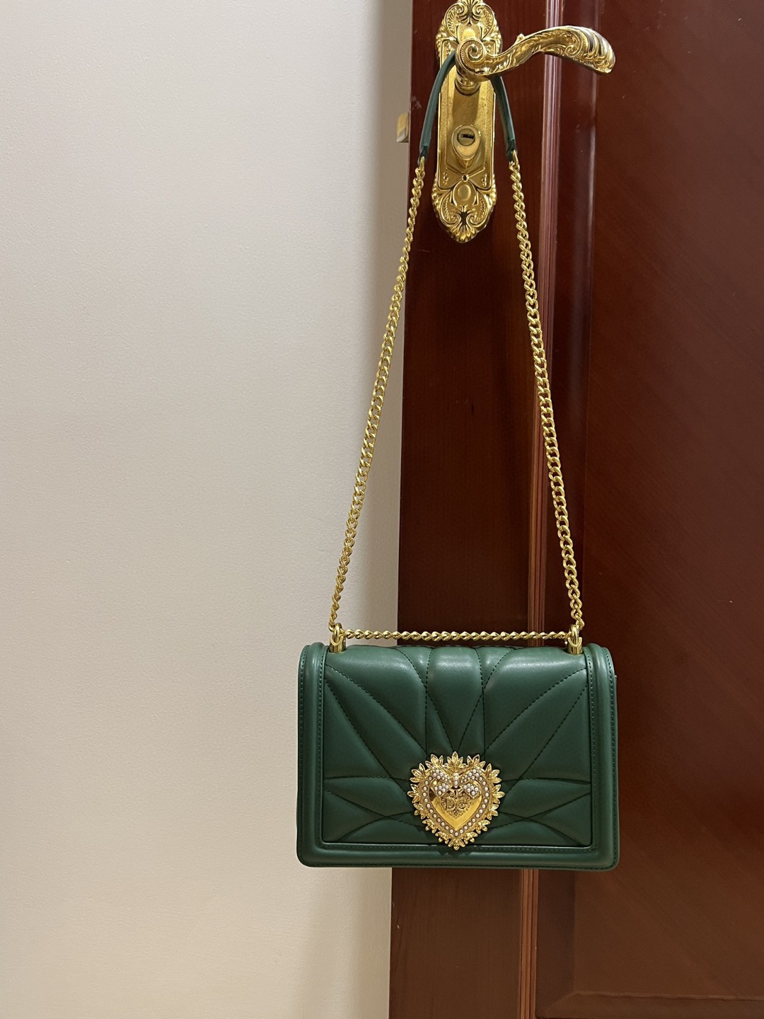 Dolce & Gabbana Large Devotion Bag In Quilted Nappa Green For Women 10in/26cm DG - Image 6