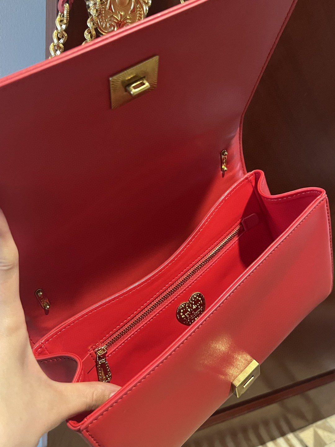 Dolce & Gabbana Large Devotion Bag In Quilted Nappa Red For Women 10in/26cm DG BB6651AV96787124 - Image 3