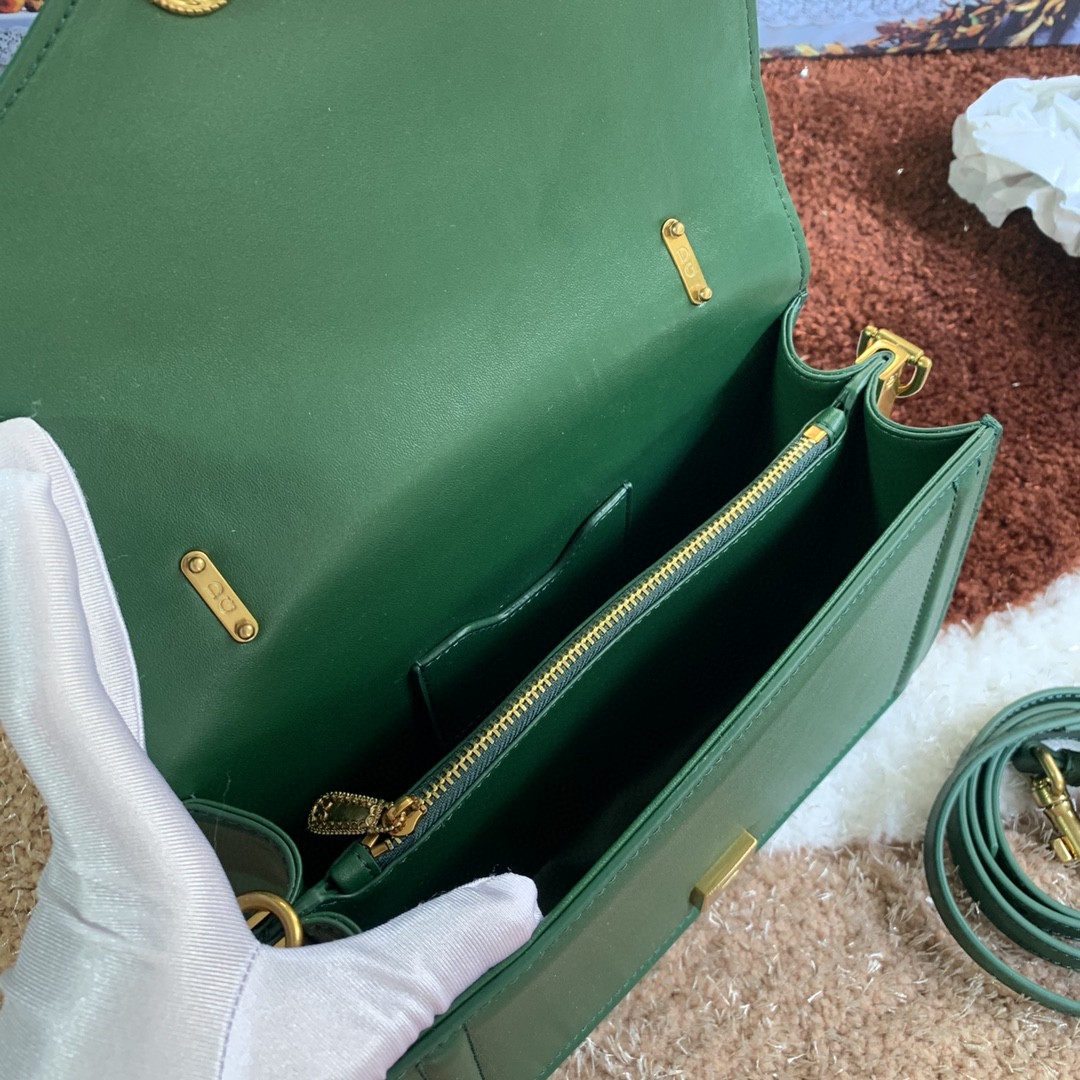 Dolce & Gabbana Medium Devotion Bag Green For Women 9.4in/24cm DG - Image 4