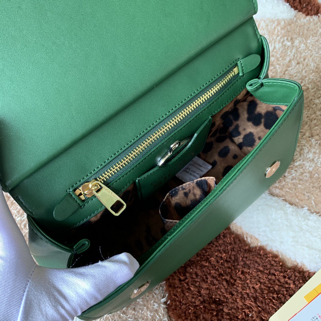 Dolce & Gabbana Medium DG Handbag In Dauphine Green For Women 10.2in/26cm DG - Image 2