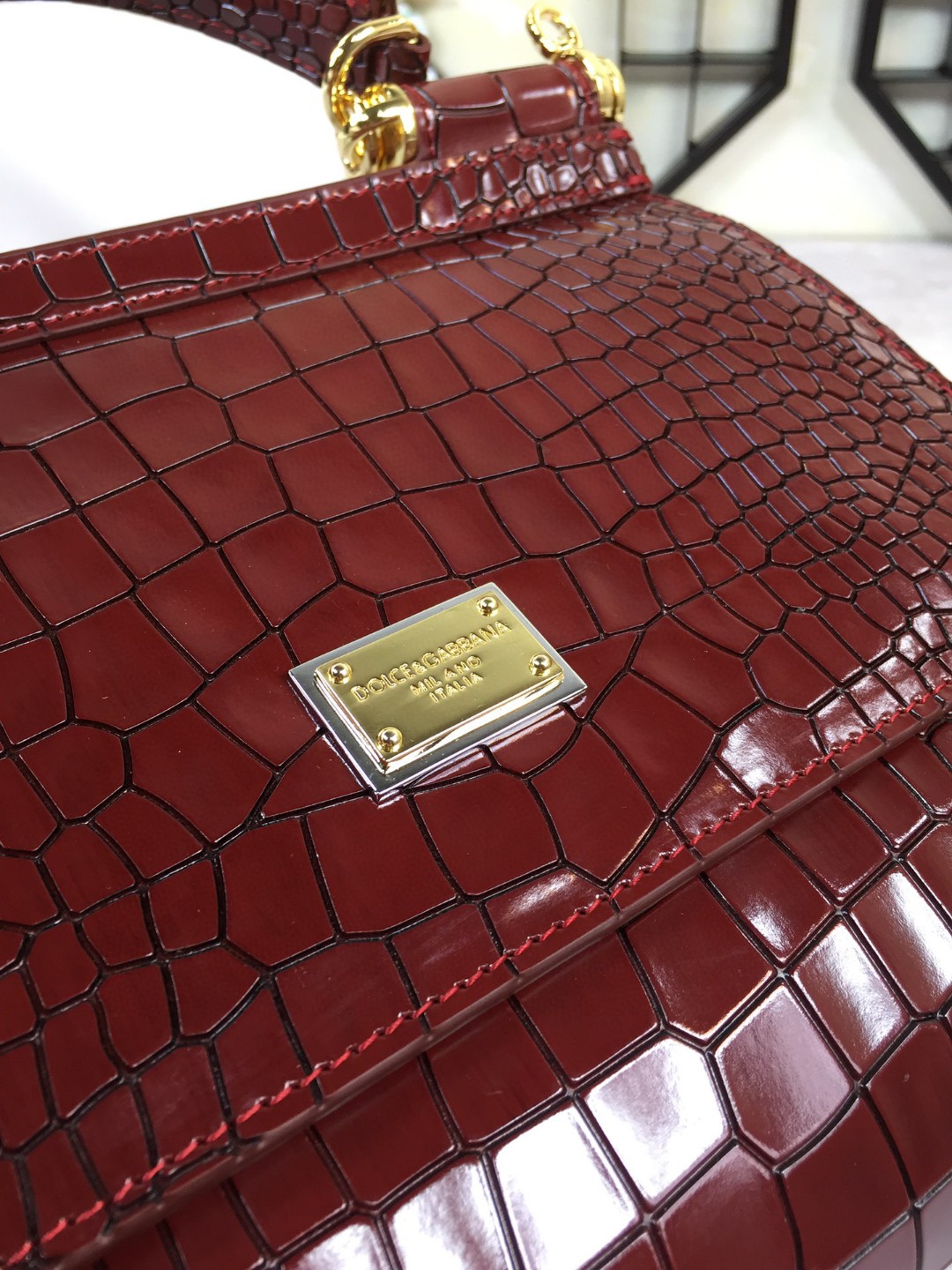 Dolce & Gabbana Medium Sicily Bag In Foiled Crocodile-Print Burgundy For Women 10.2in/26cm DG - Image 5
