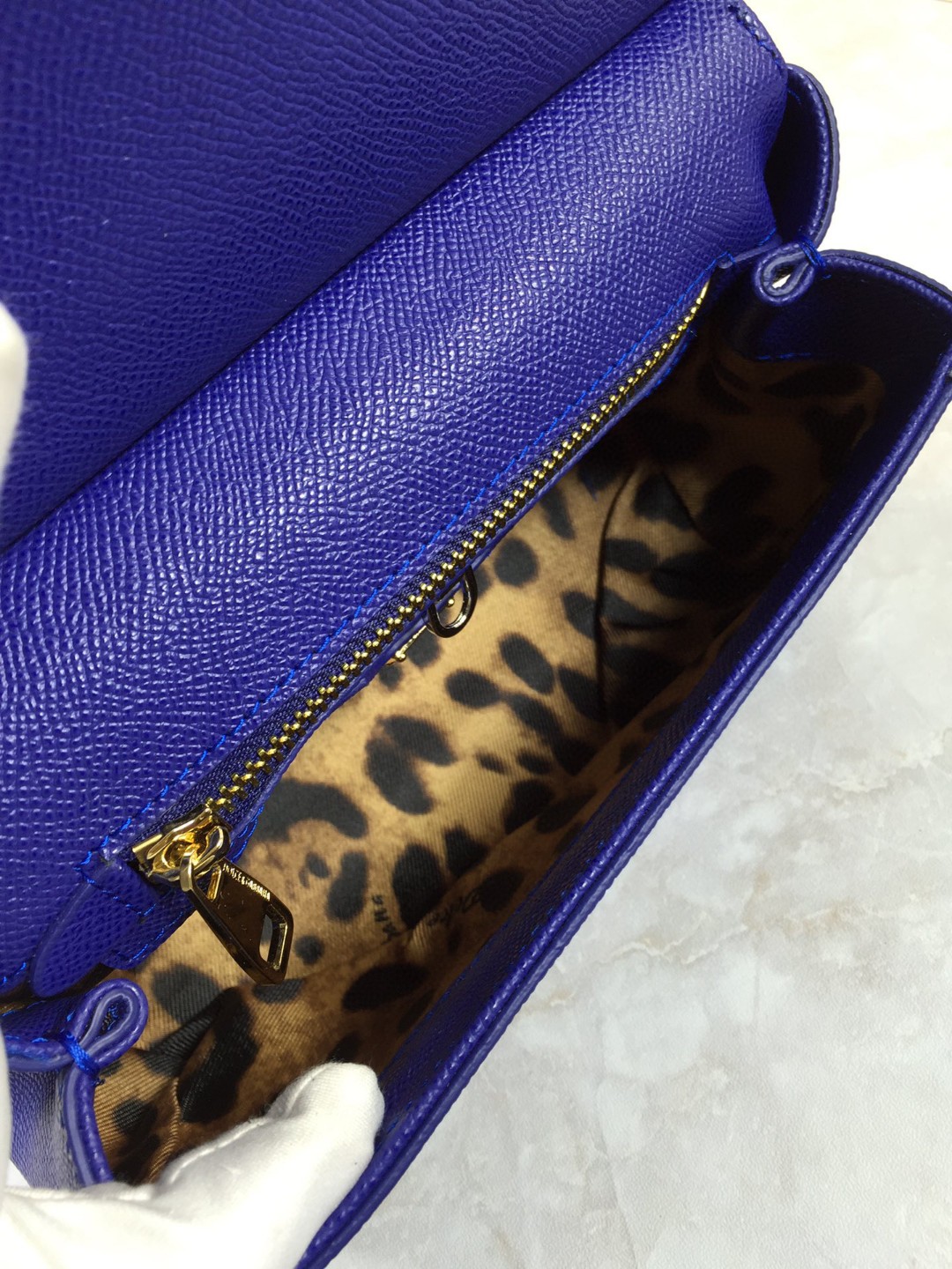 Dolce & Gabbana Medium Sicily Handbag In Dauphine Dark Blue For Women 10.2in/26cm DG - Image 4