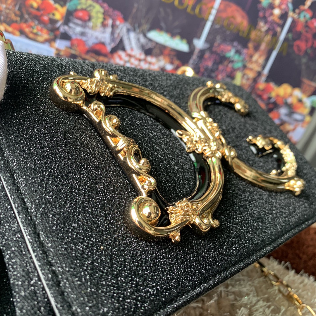 Dolce & Gabbana Nappa DG Girls Shoulder Bag Black For Women 8.3in/21cm DG BB6498AZ80180999 - Image 2