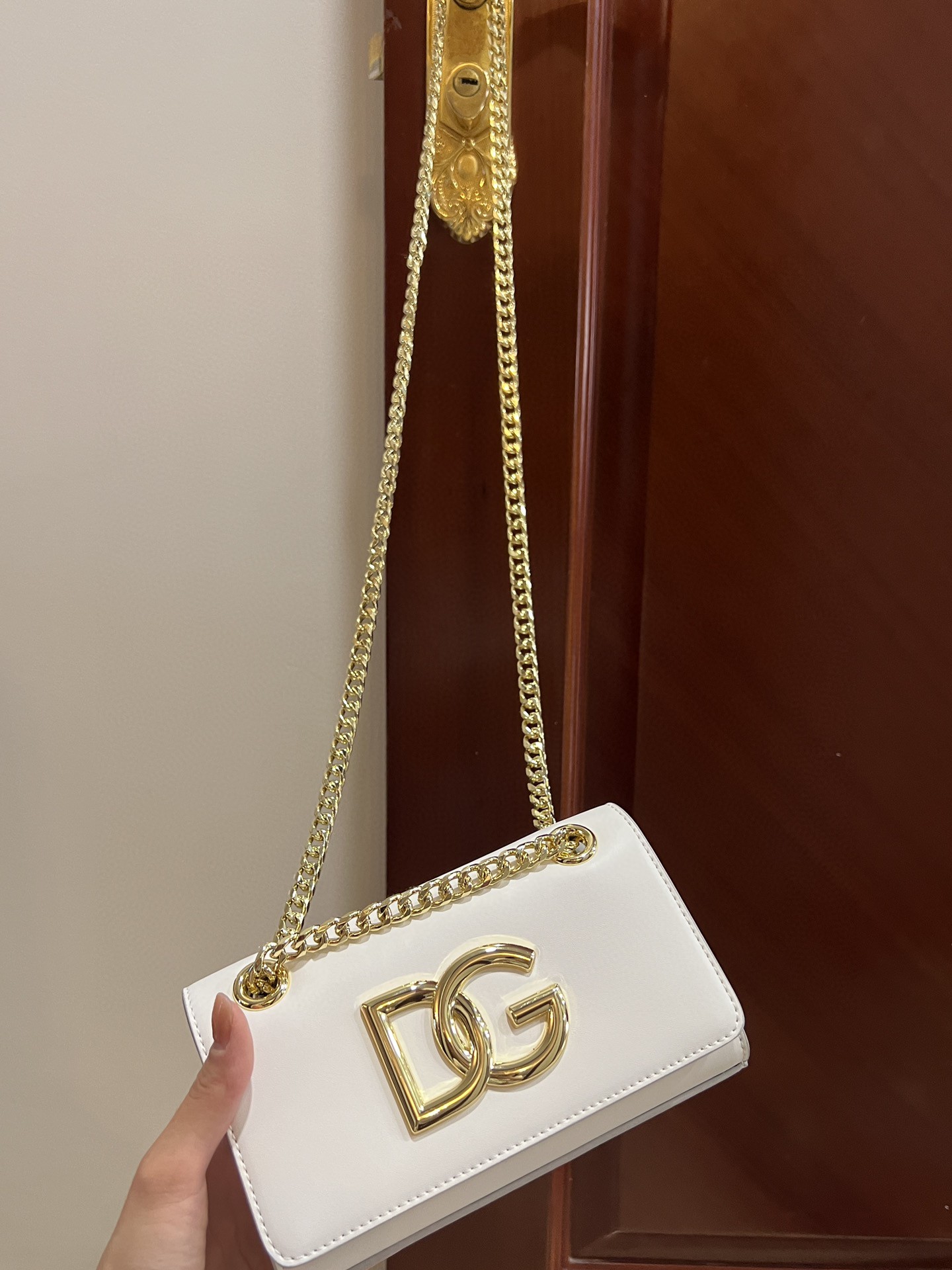 Dolce & Gabbana Polished 3.5 Phone Bag White For Women 7.3in/19cm DG - Image 2