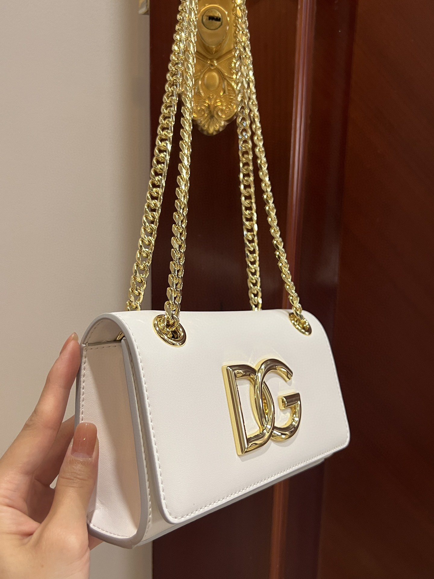 Dolce & Gabbana Polished 3.5 Phone Bag White For Women 7.3in/19cm DG - Image 4