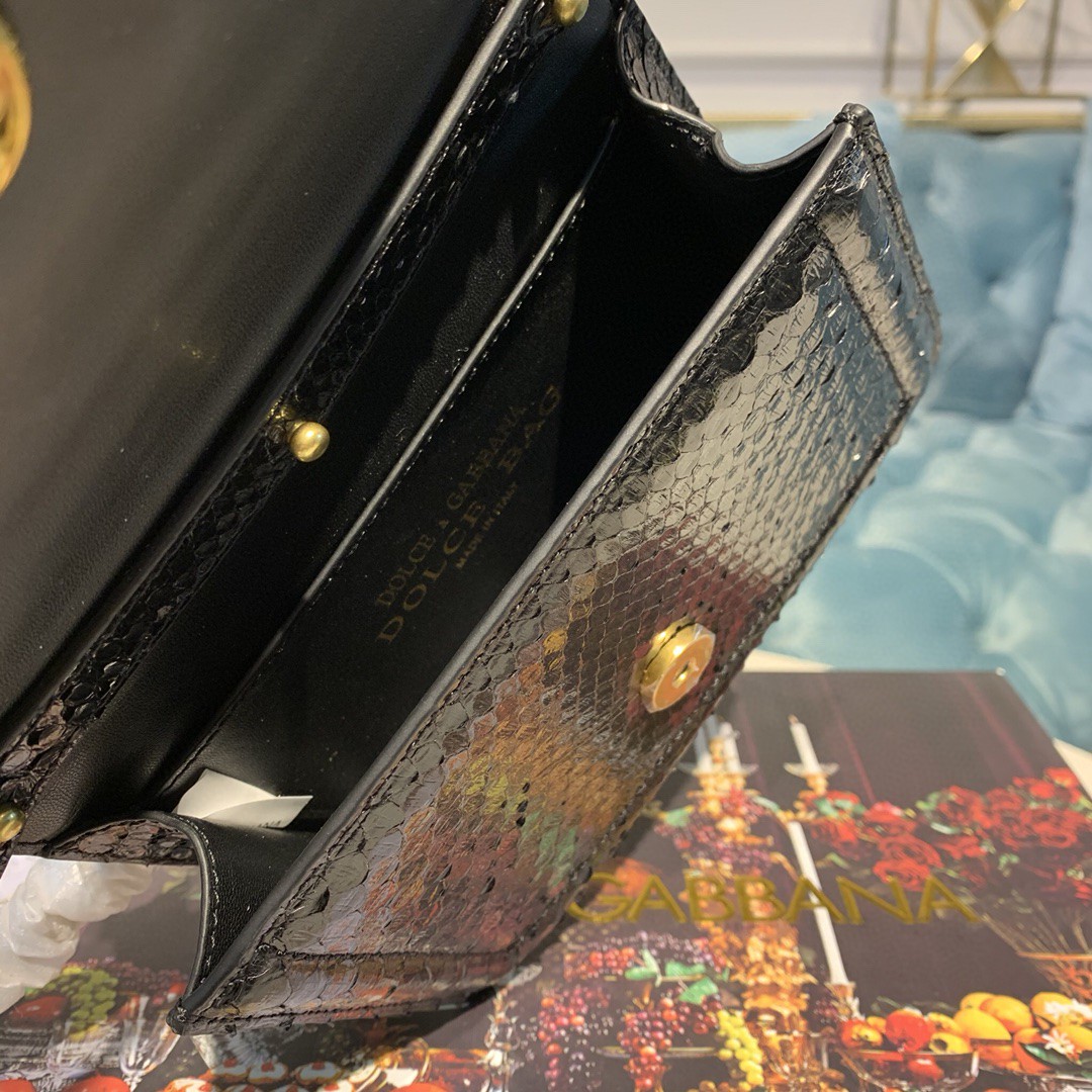 Dolce & Gabbana Small Devotion Bag In Printed Solid Pattern Black For Women 7.5in/19cm DG - Image 4