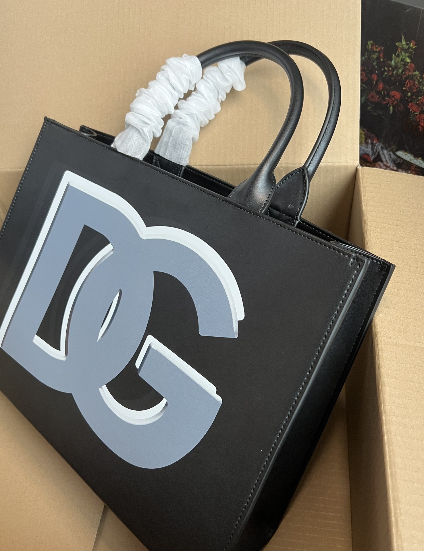 Dolce & Gabbana Small DG Daily Shopper With DG Logo Print Black For Women 14.6in/37cm DG BB7023AQ276HNSXI - Image 2