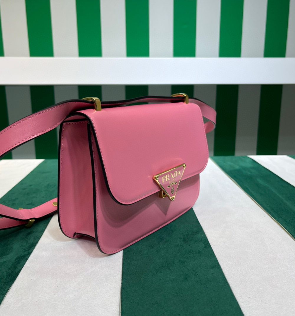 Emblème Shoulder Bag In Pink For Women 7.8in/20cm 1BD340_2A3A_F0ZCL_V_UTO
