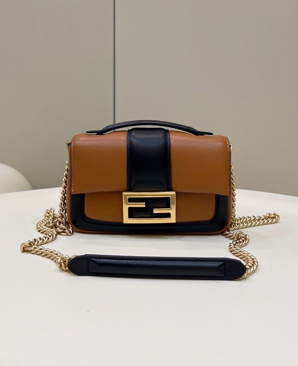 1:1 Replica Fendi Baguette Chain Brown and Black Bag For Woman 19cm/7.5in