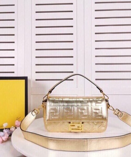 1:1 Replica Fendi Baguette Chain Midi Medium Gold Bag For Woman 26cm/10in