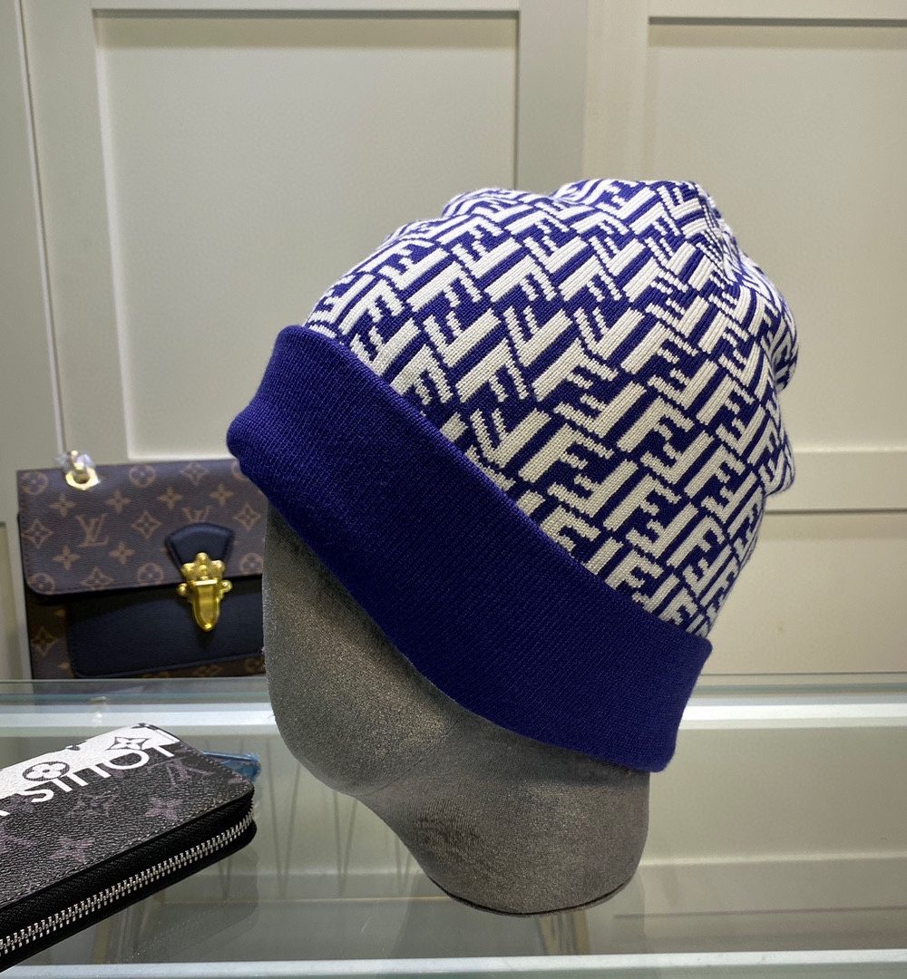 Fendi Beanie In Blue