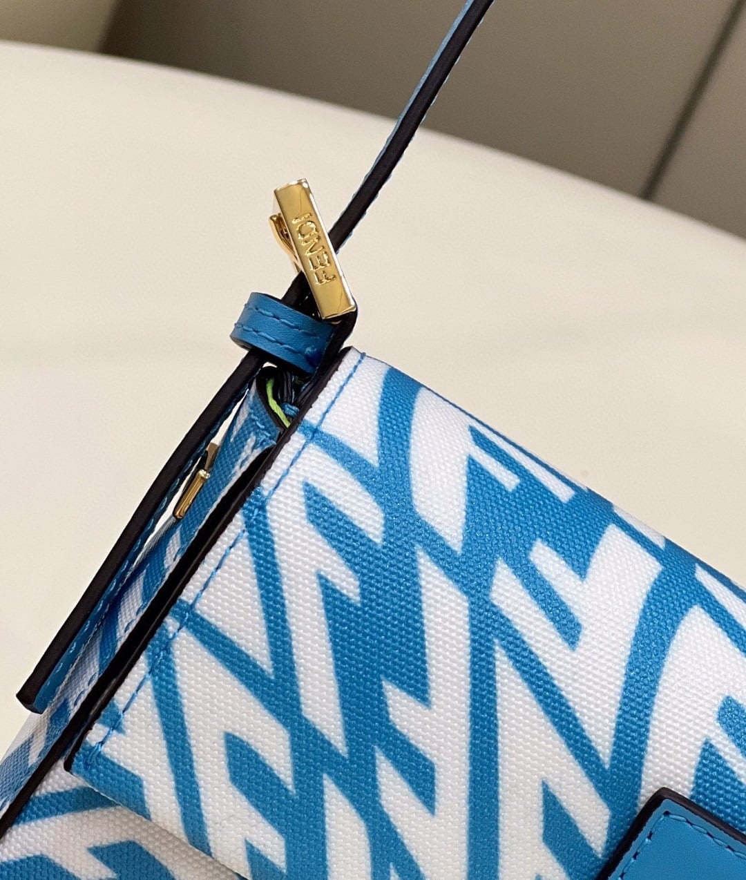 1:1 Replica Fendi Mini Baguatte 1997 Blue Glazed Bag For Woman 19.5cm/7.5in - Image 2