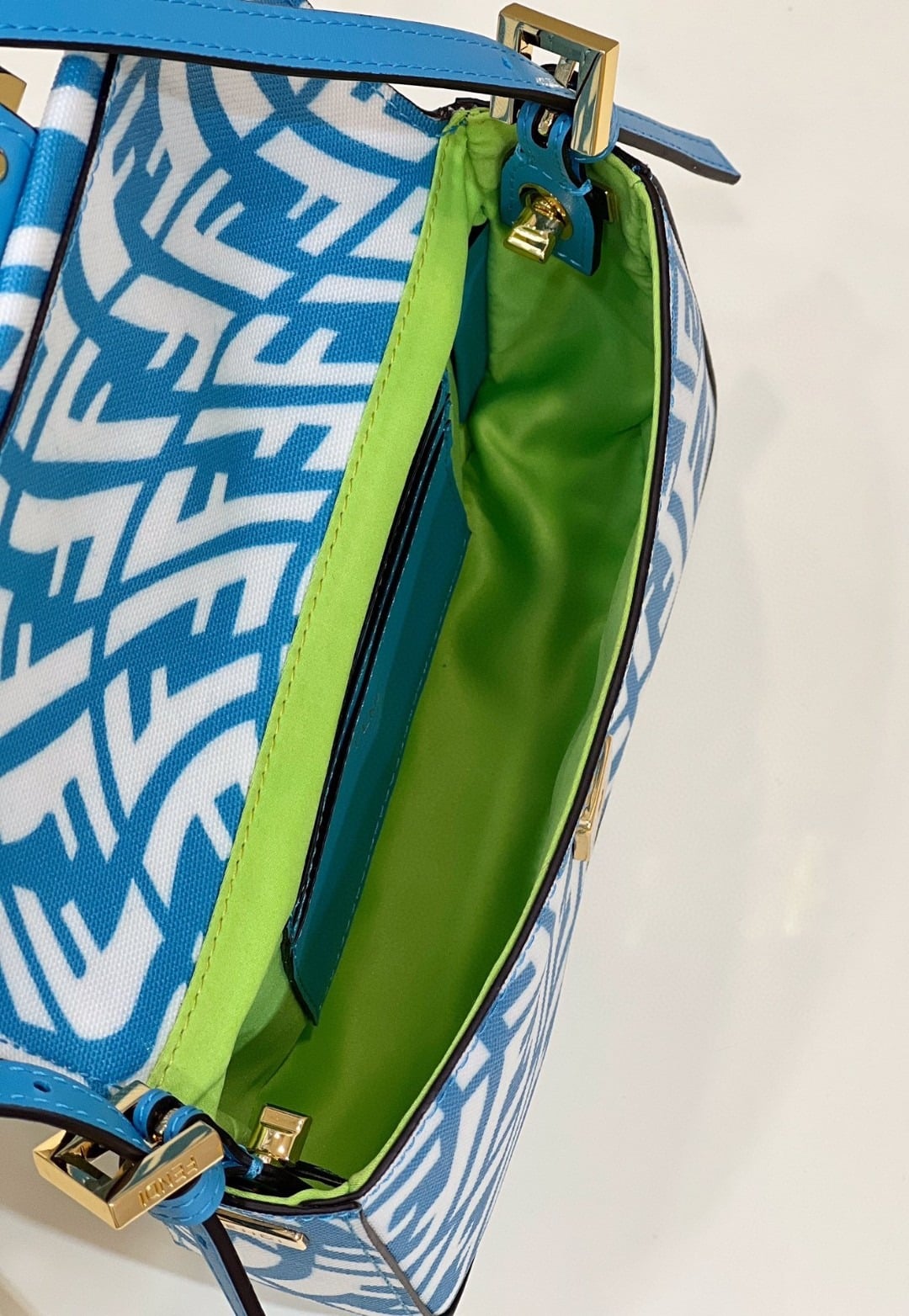 1:1 Replica Fendi Mini Baguatte 1997 Blue Glazed Bag For Woman 19.5cm/7.5in - Image 7