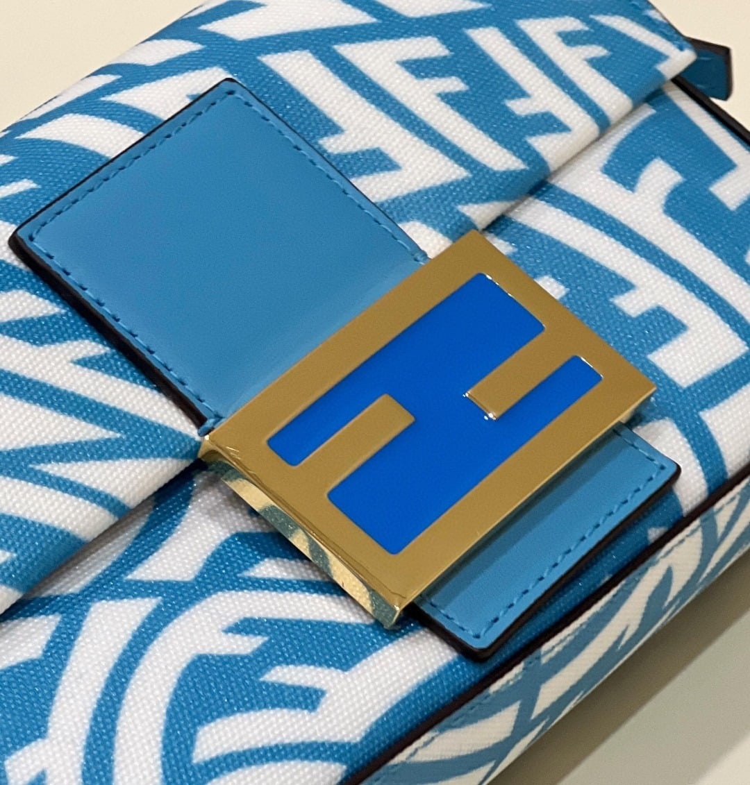 1:1 Replica Fendi Mini Baguatte 1997 Blue Glazed Bag For Woman 19.5cm/7.5in - Image 6