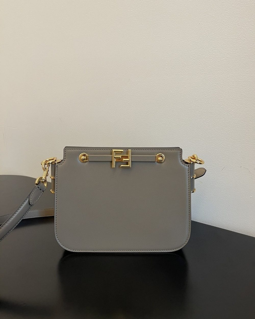 1:1 Replica Fendi Touch Gray Bag For Woman 19cm/7.5in