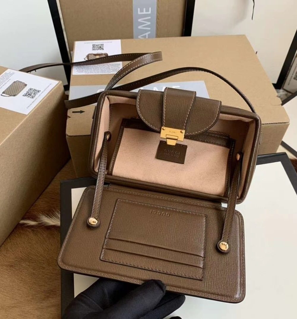 1:1 Replica GG Mini Bag With Clasp Closure Beige/Ebony GG Supreme Canvas For Women 7.1in/18cm GG 614368 92TCG 8563