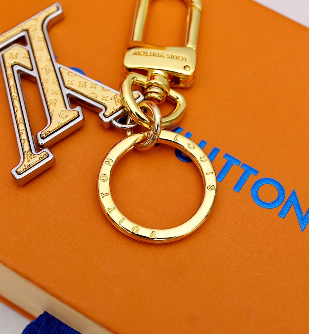 GJ01 – Key holder and bag charm