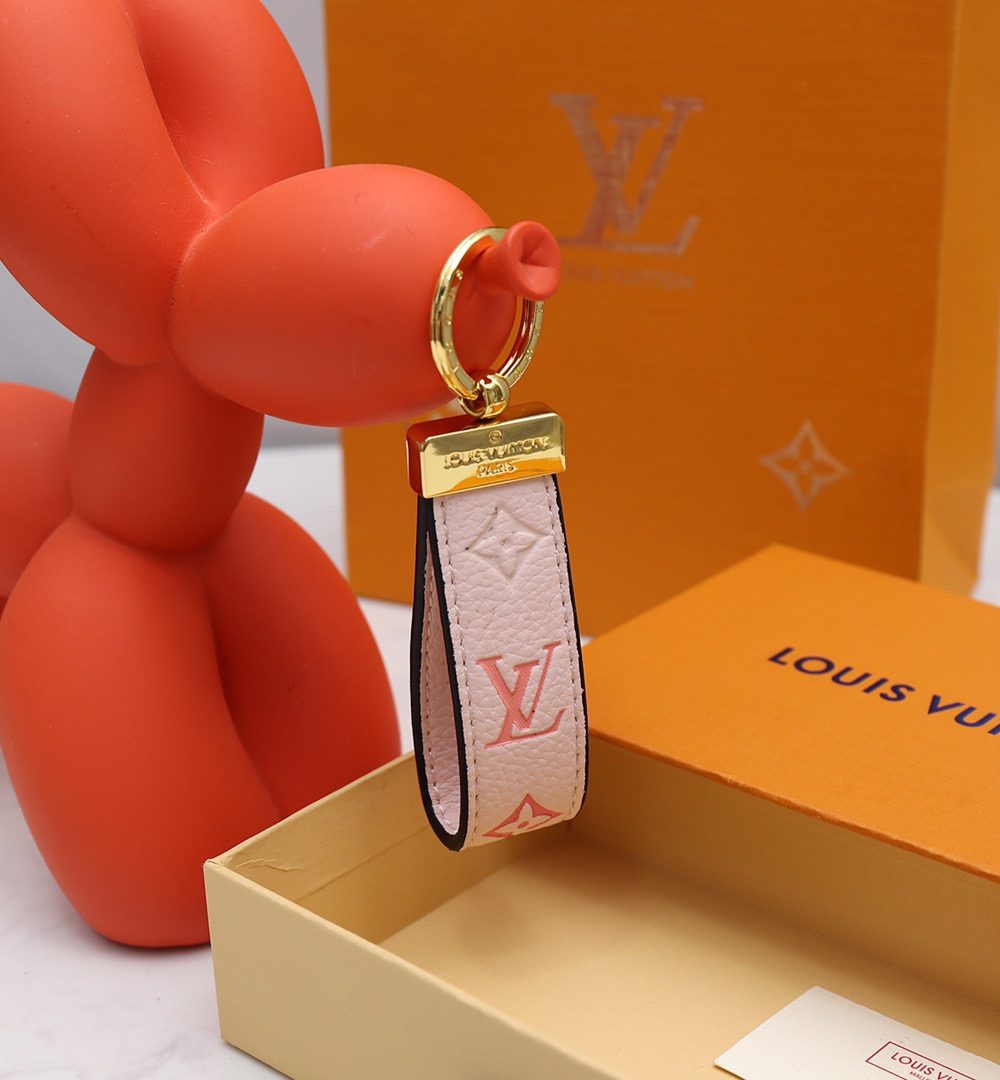 GJ08 – Key holder and bag charm