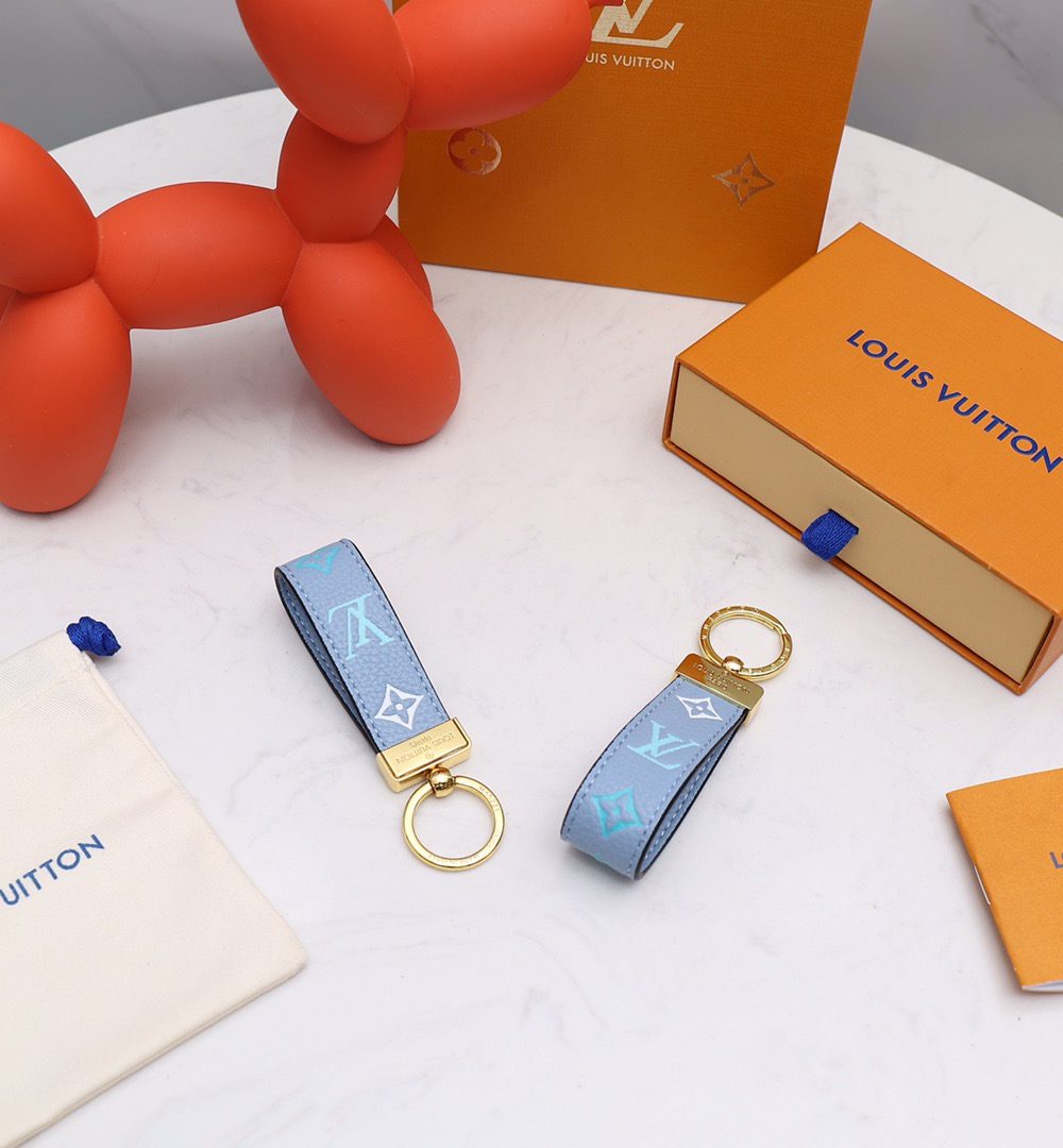 GJ08 – Key holder and bag charm