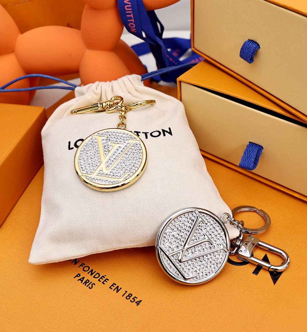 GJ12 – Key holder and bag charm