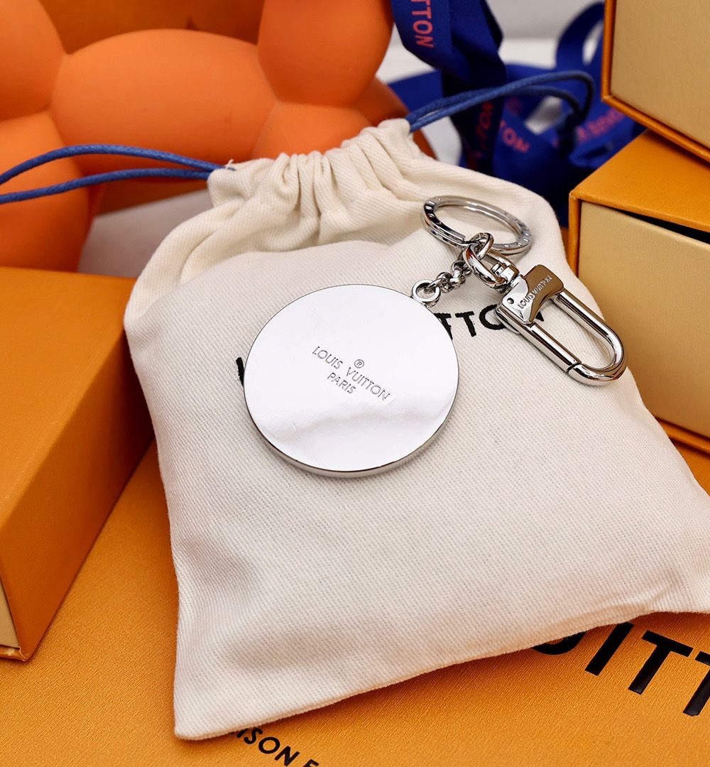 GJ12 – Key holder and bag charm