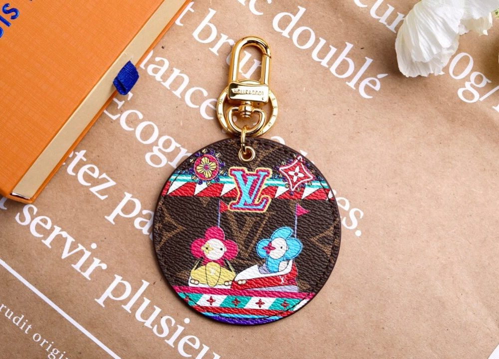 GJ24 – Key holder and bag charm